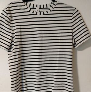 lululemon athletica Black and White Striped Short Sleeve Tee